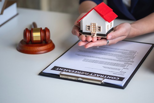 Life Insurance Claims Attorney
